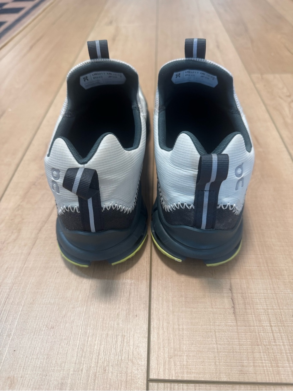 On Cloudaway Sneakers Men’s 11 Gray CloudTec Hiking Walking Shoes - Picture 4 of 7